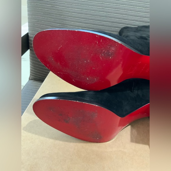 Christian Louboutin Size 39.5
Adoxa Stretch Suede Red-Sole Botties 70 - Picture 12 of 16